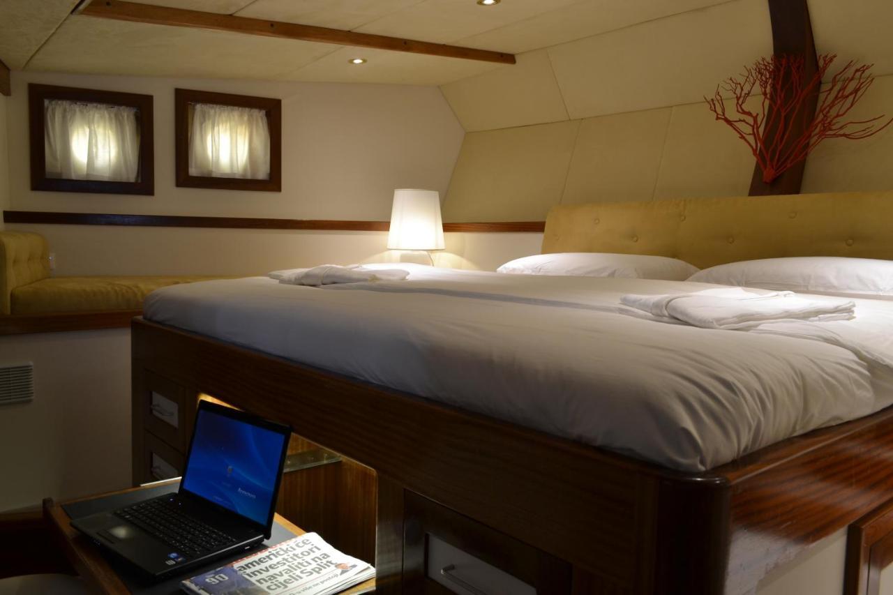Dvi Marije Hotel ปาแลร์โม ภายนอก รูปภาพ